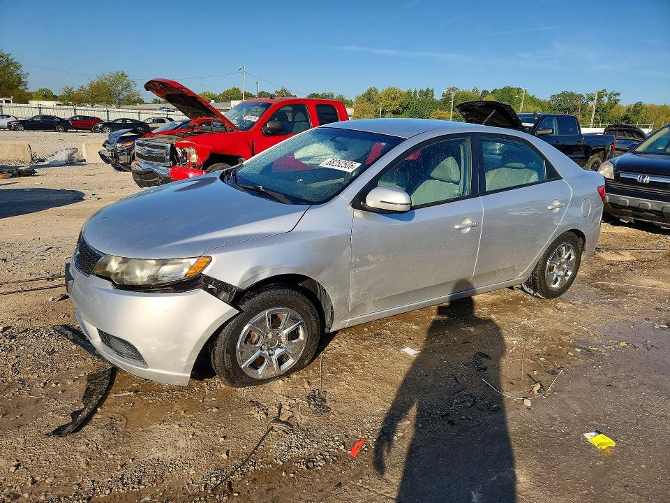 KIA FORTE 2013 with VIN KNAFU4A26D5723413 - Photo from auction
