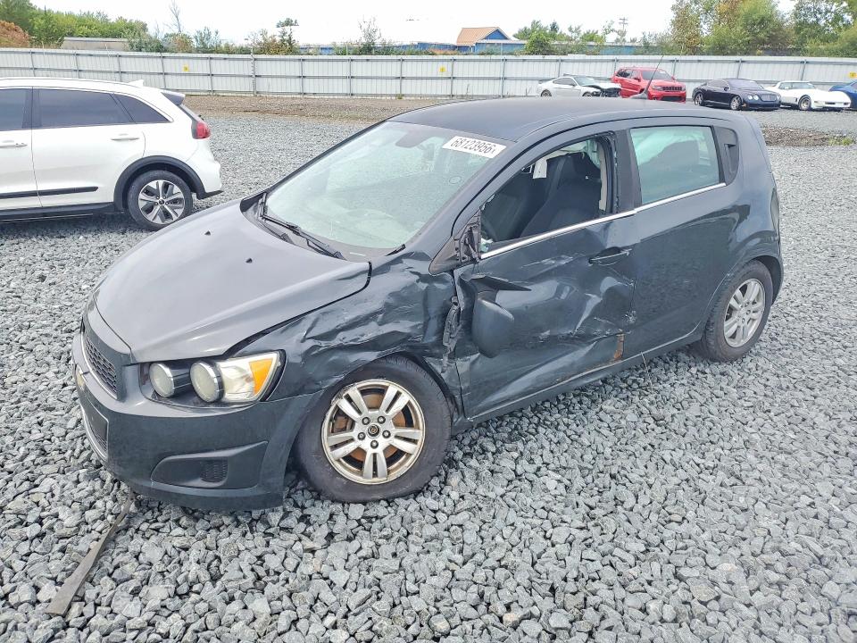CHEVROLET SONIC 2014 z numerem VIN 1G1JC6SH9E4183375 - Zdjęcie z aukcji