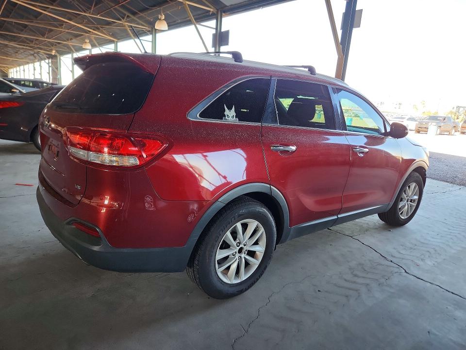 Photo 3 from auction – 2017 KIA SORENTO with VIN 5XYPG4A55HG207355