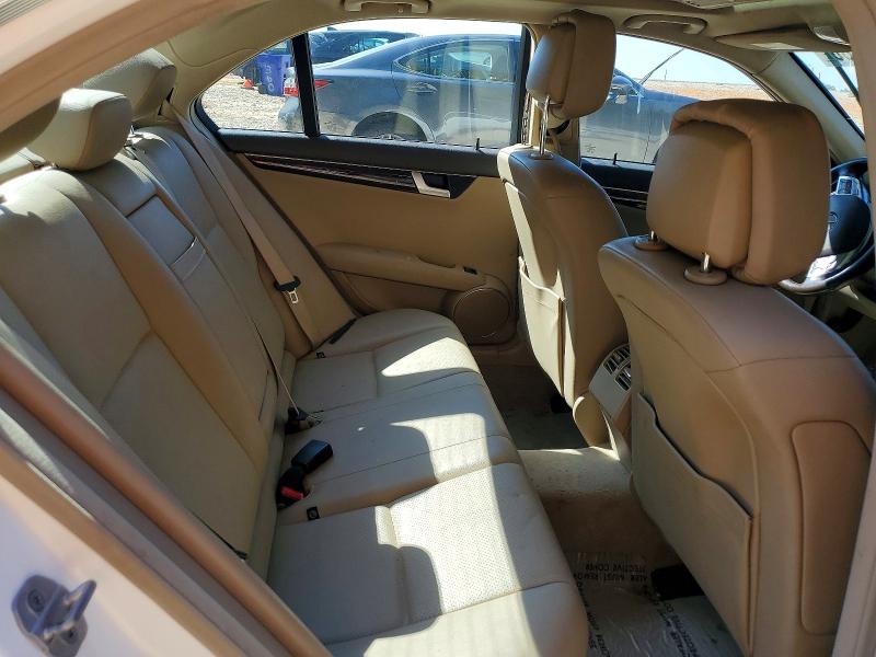 Photo 10 from auction – 2013 MERCEDES-BENZ C with VIN WDDGF8AB5DR264723