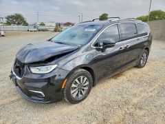 Zdjęcie 1 z aukcji – 2021 CHRYSLER PACIFICA z VIN 2C4RC1L77MR599634