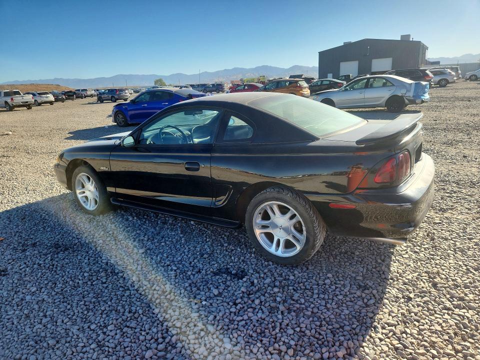 Photo 2 from auction – 1998 FORD MUSTANG with VIN 1FAFP42X7WF195663