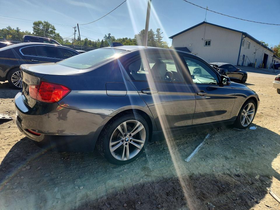 Photo 3 from auction – 2013 BMW 328 with VIN WBA3B3C59DF534050