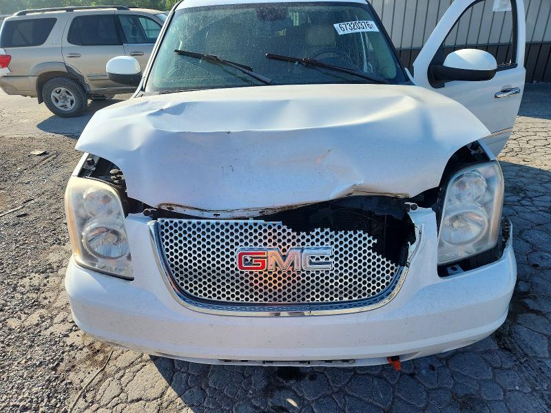 Photo 12 from auction – 2009 GMC YUKON with VIN 1GKFK03219J123836
