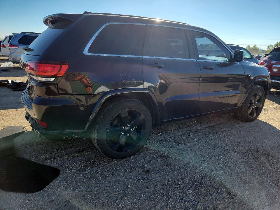 Photo 3 from auction – 2015 JEEP GRAND CHEROKEE with VIN 1C4RJFAG2FC893377