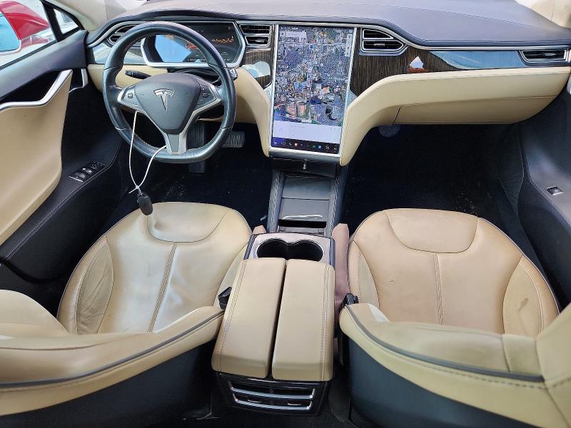 Zdjęcie 8 z aukcji – 2014 TESLA MODEL S z VIN 5YJSA1H1XEFP30368