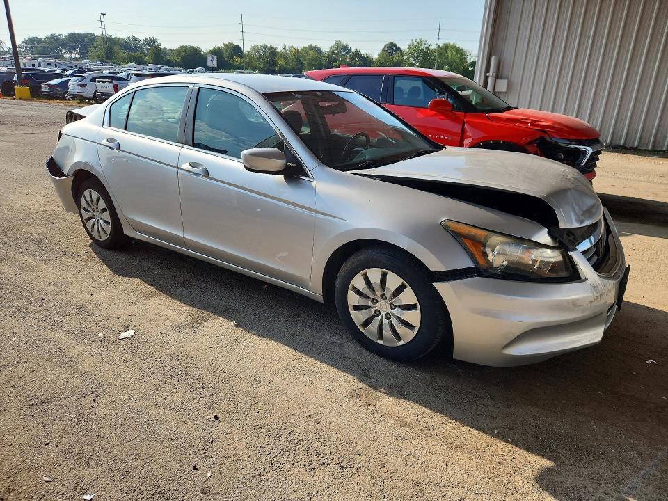 Photo 4 from auction – 2011 HONDA ACCORD with VIN 1HGCP2F3XBA062249