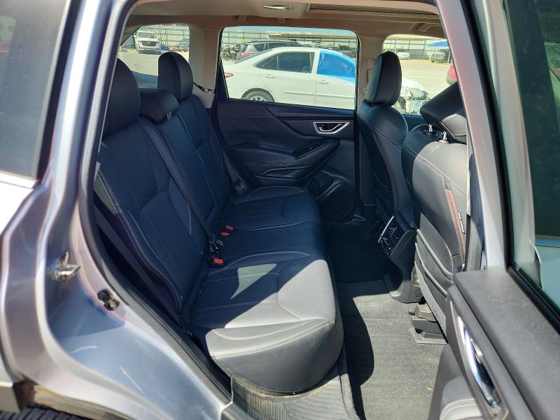 Photo 11 from auction – 2019 SUBARU FORESTER with VIN JF2SKAWC0KH445578