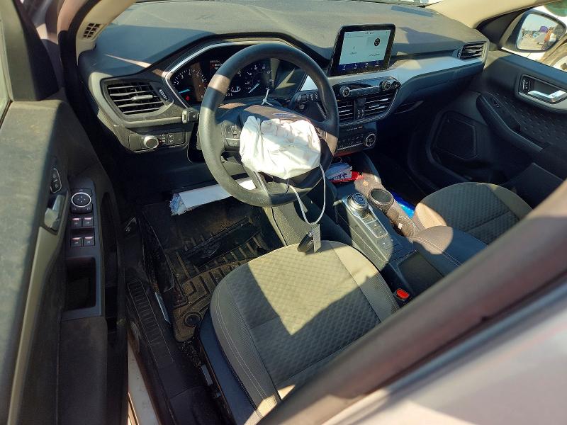 Photo 8 from auction – 2020 FORD ESCAPE with VIN 1FMCU9G63LUB39399