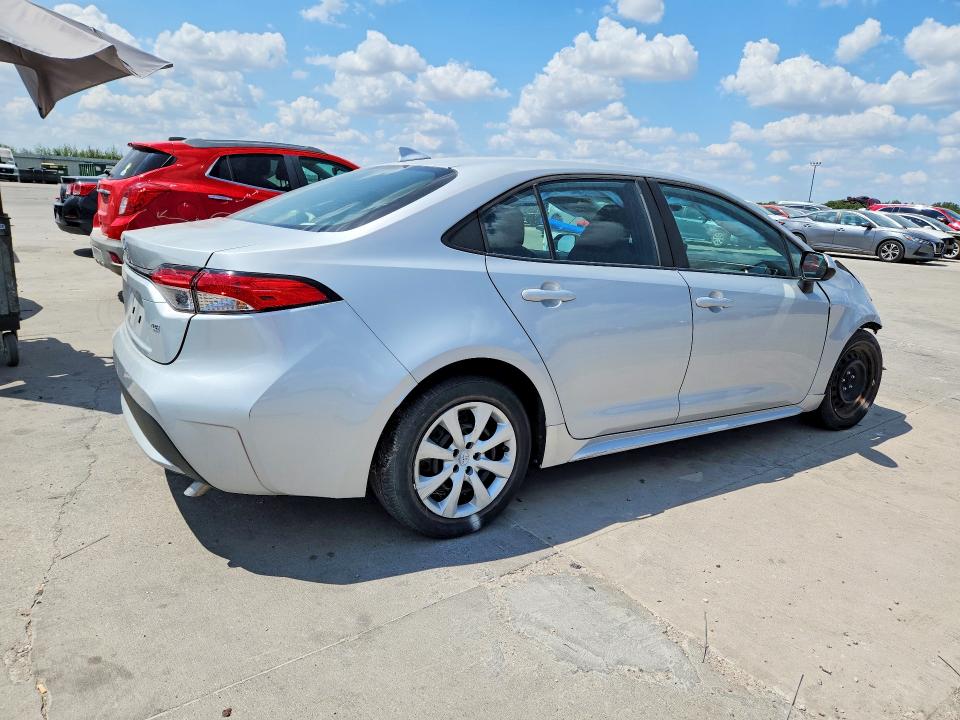 Photo 3 from auction – 2022 TOYOTA COROLLA with VIN 5YFEPMAE1NP324350