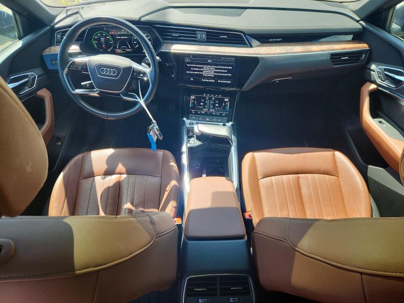 Photo 8 from auction – 2022 AUDI E-TRON with VIN WA1AAAGE1NB033717