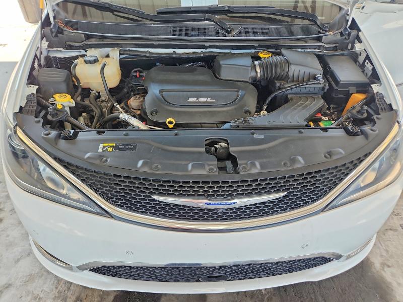 Photo 11 from auction – 2018 CHRYSLER PACIFICA with VIN 2C4RC1GGXJR321865