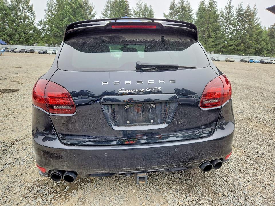 Photo 6 from auction – 2014 PORSCHE CAYENNE with VIN WP1AD2A29ELA77779