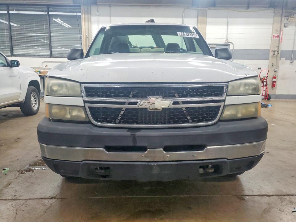 Photo 5 from auction – 2006 CHEVROLET SILVERADO with VIN 1GCHK24U46E265022