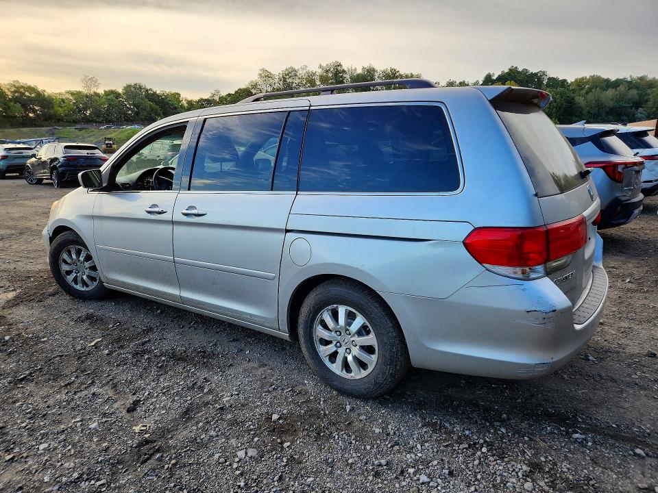 Photo 2 from auction – 2010 HONDA ODYSSEY with VIN 5FNRL3H64AB114238