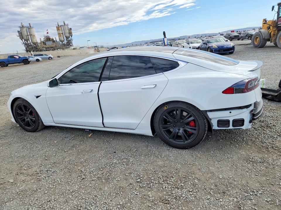 Photo 2 from auction – 2020 TESLA MODEL S with VIN 5YJSA1E48LF415841