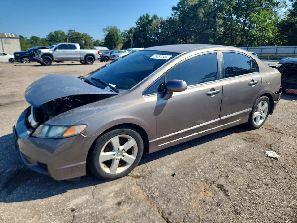 HONDA CIVIC 2011 с VIN 2HGFA1F61BH542765 - Снимка от търг