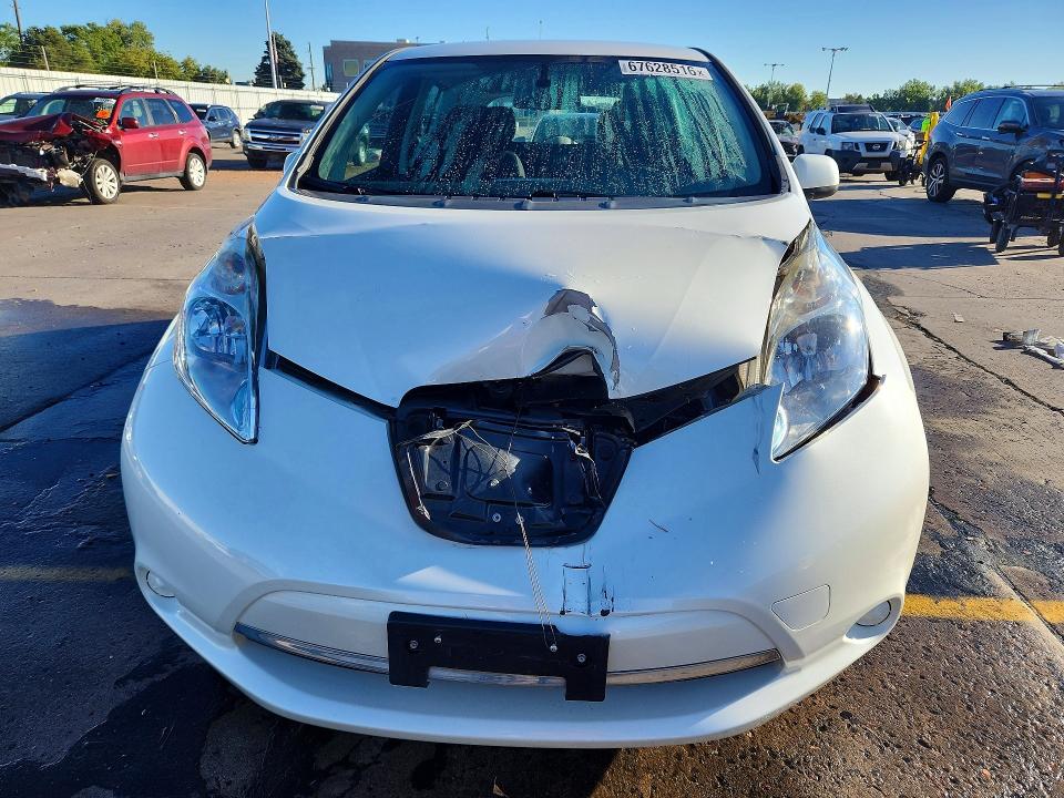 Photo 5 from auction – 2016 NISSAN LEAF with VIN 1N4AZ0CP2GC303864
