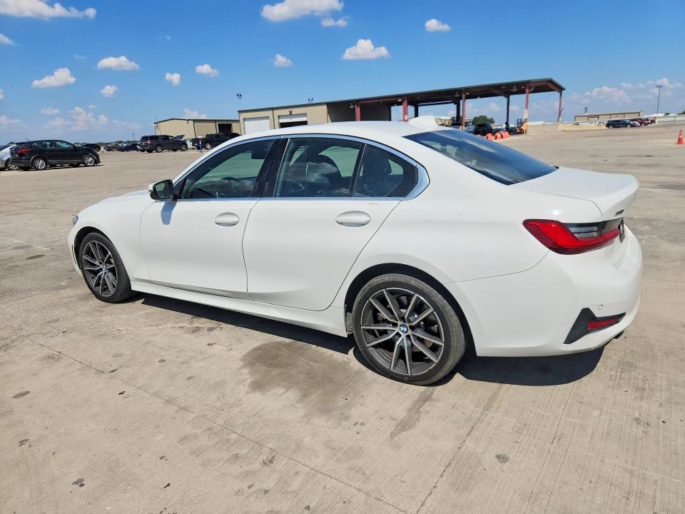 Фото 2 с аукциона – 2020 BMW 330XI с VIN 3MW5R7J02L8B21977