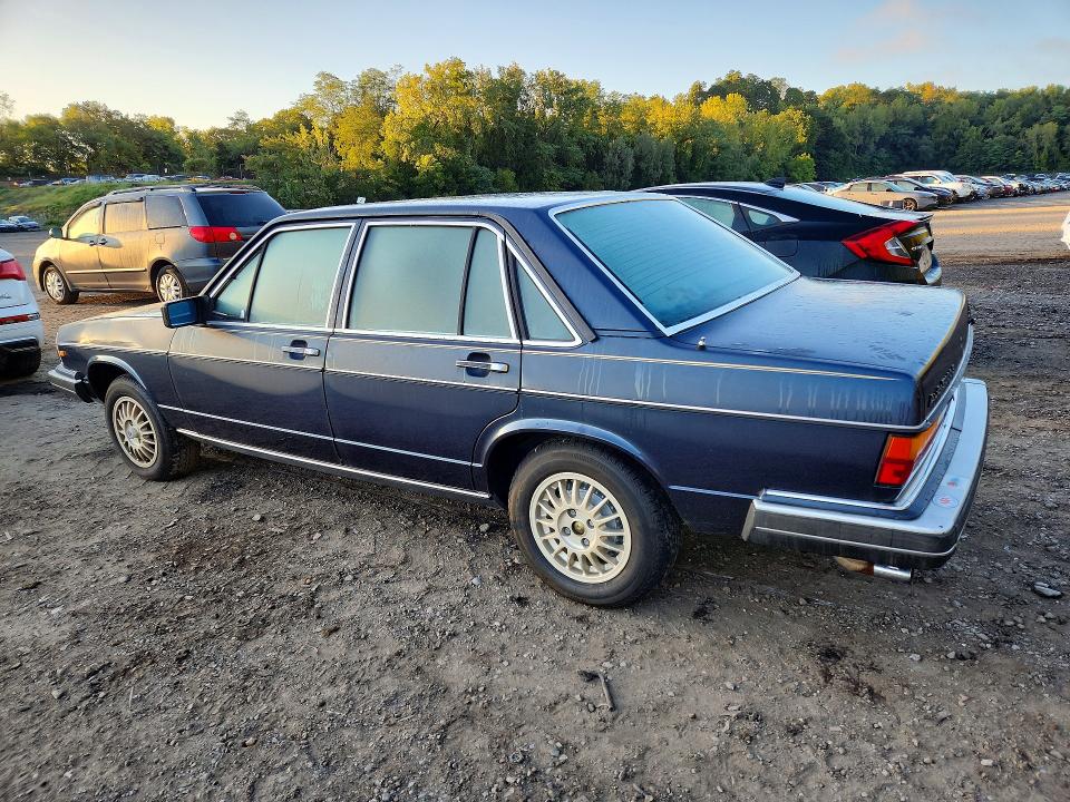 Снимка 2 от търг – 1981 AUDI 5000 с VIN WAUGG0437BN037676
