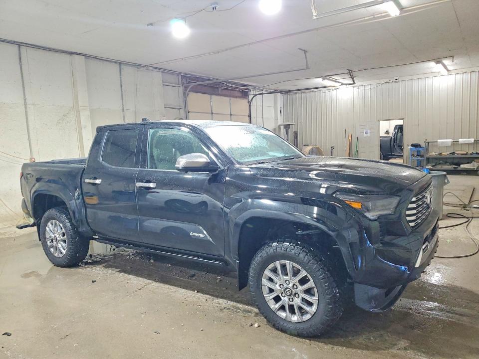 Снимка 4 от търг – 2025 TOYOTA TACOMA с VIN 3TYLB5JN6ST093710