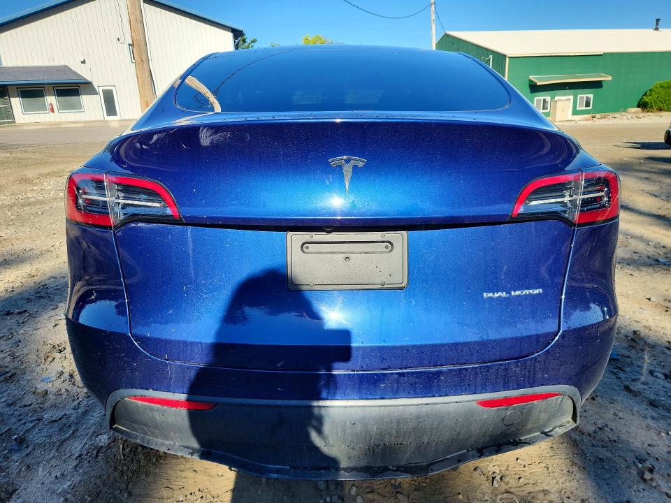 Снимка 6 от търг – 2023 TESLA MODEL Y с VIN 7SAYGDEE6PF889637