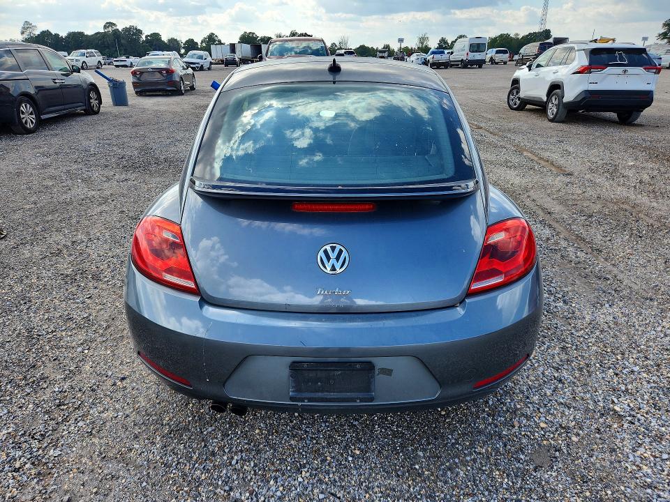 Photo 6 from auction – 2016 VOLKSWAGEN BEETLE with VIN 3VWJ07AT5GM613323