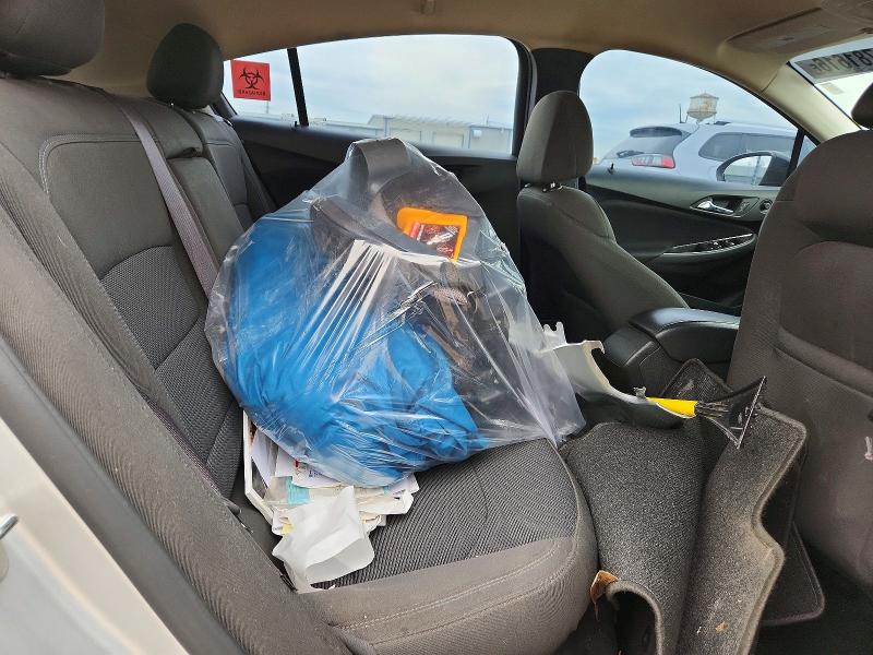 Photo 10 from auction – 2017 CHEVROLET CRUZE with VIN 3G1BE6SM4HS505162