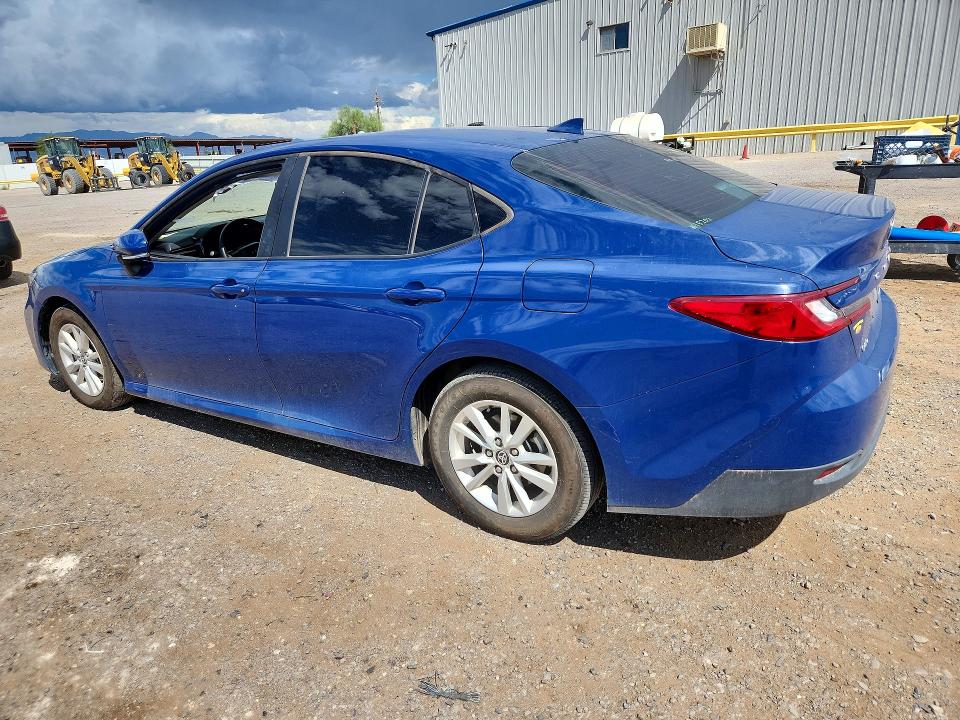 Снимка 2 от търг – 2025 TOYOTA CAMRY с VIN 4T1DAACK8SU036074