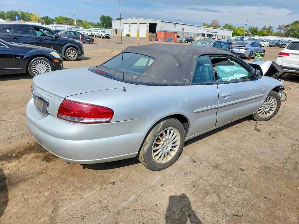 Photo 3 from auction – 2004 CHRYSLER SEBRING with VIN 1C3EL55R14N256288