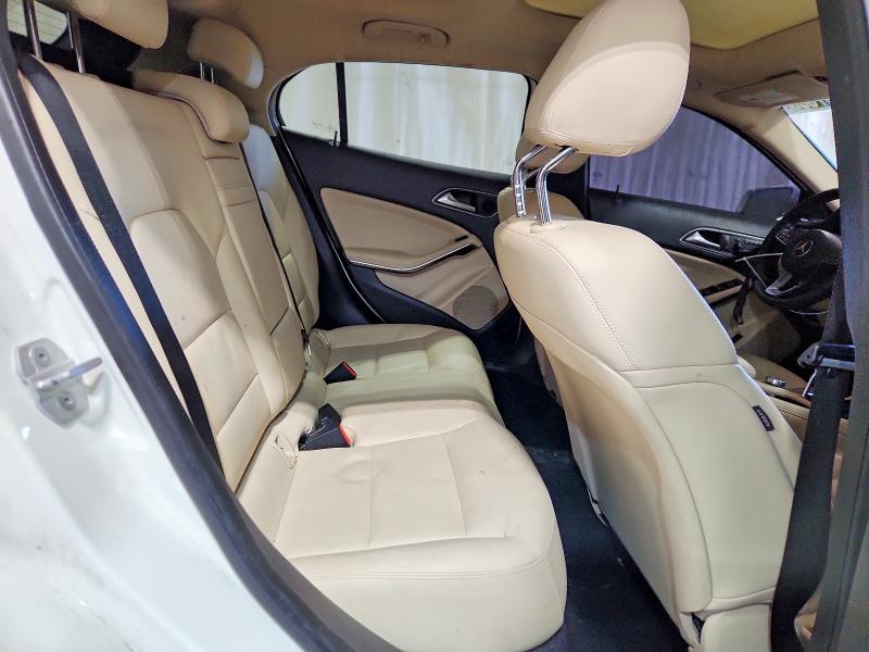Снимка 11 от търг – 2017 MERCEDES-BENZ GLA с VIN WDCTG4GB1HJ299215