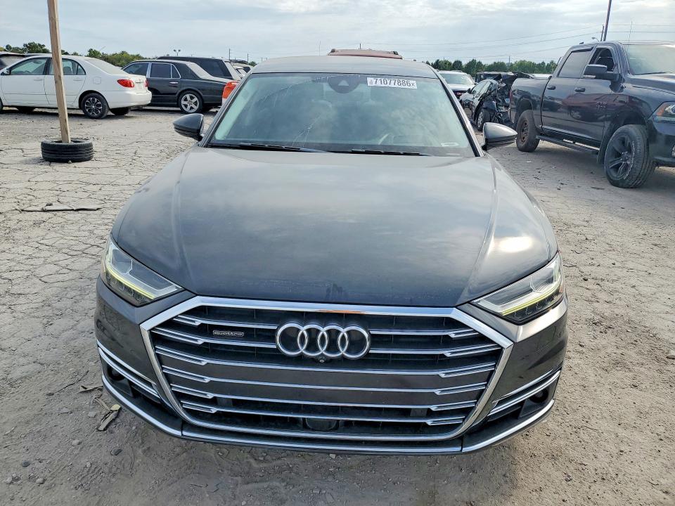 Фото 5 с аукциона – 2019 AUDI A8 с VIN WAU8DAF84KN002265