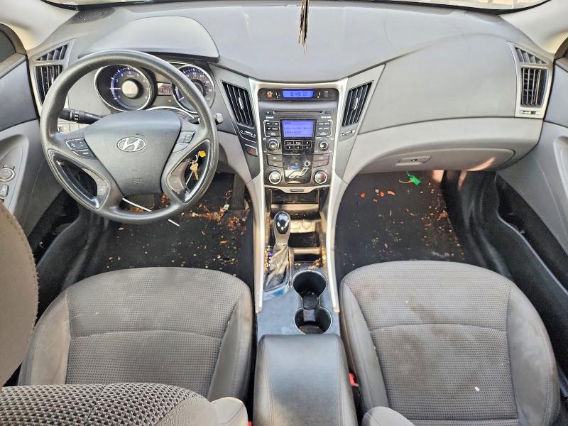 Photo 8 from auction – 2011 HYUNDAI SONATA with VIN 5NPEB4AC3BH127136