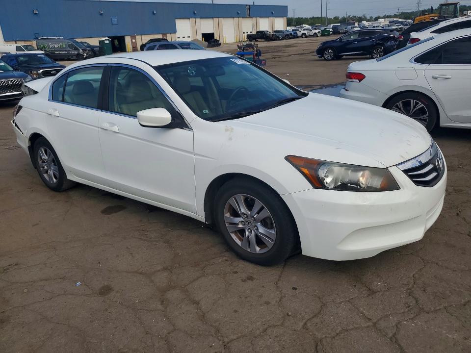 Photo 4 from auction – 2012 HONDA ACCORD with VIN 1HGCP2F62CA175205