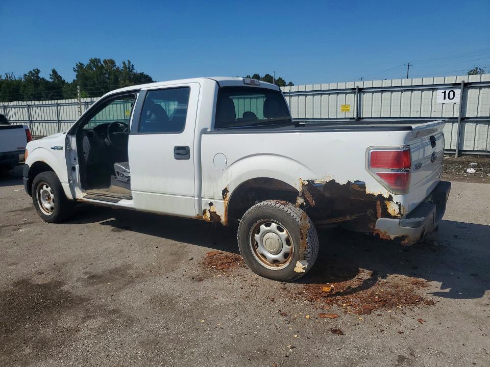 Foto 2 de la subasta – 2013 FORD F150 con VIN 1FTFW1CF4DKE59623