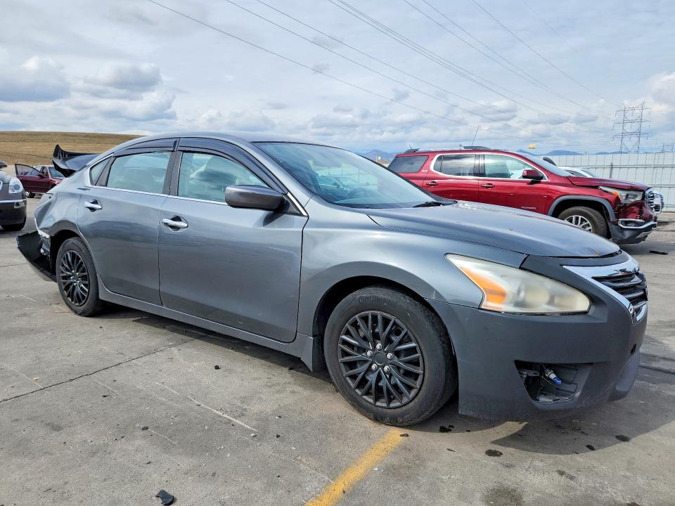 Снимка 4 от търг – 2015 NISSAN ALTIMA с VIN 1N4AL3APXFN907512