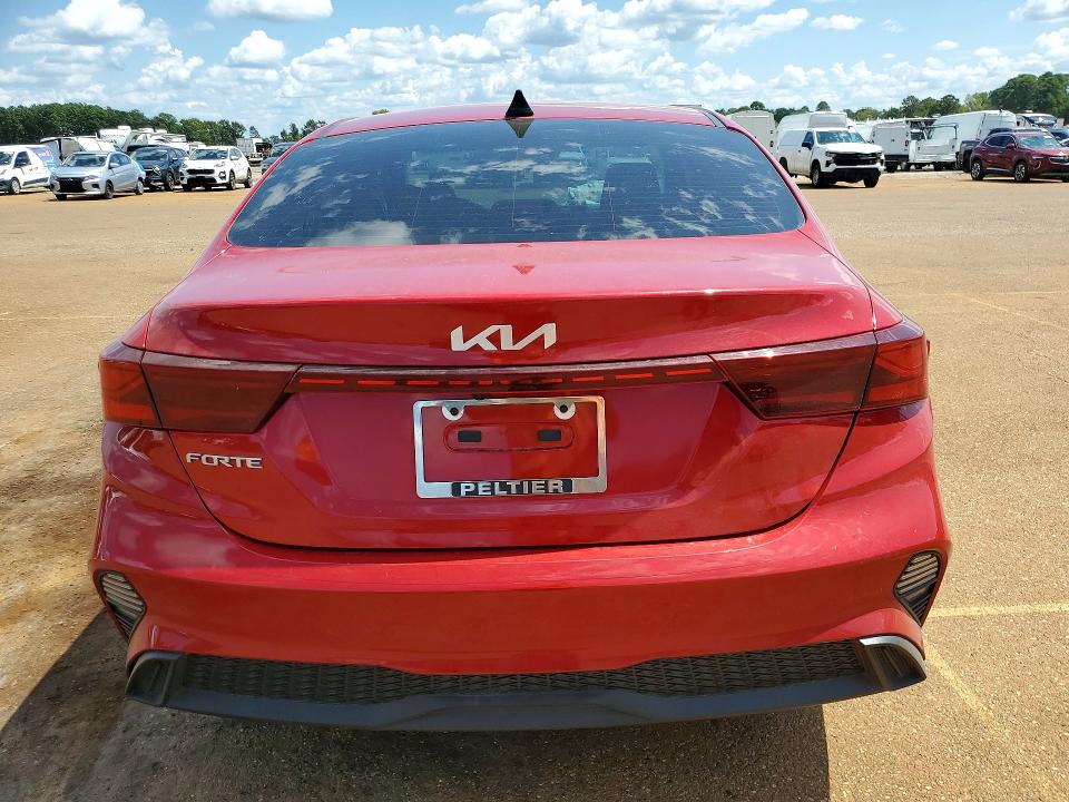 Снимка 6 от търг – 2024 KIA FORTE с VIN 3KPF24AD0RE836537