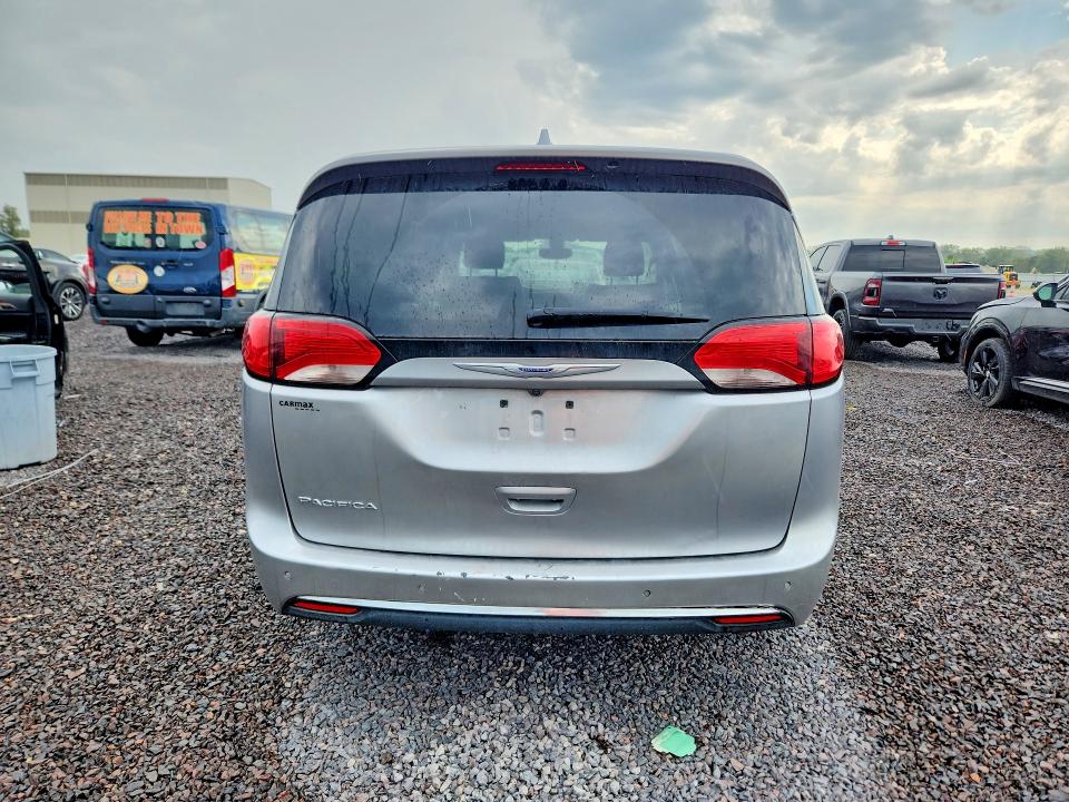 Zdjęcie 6 z aukcji – 2020 CHRYSLER PACIFICA z VIN 2C4RC1BGXLR117884