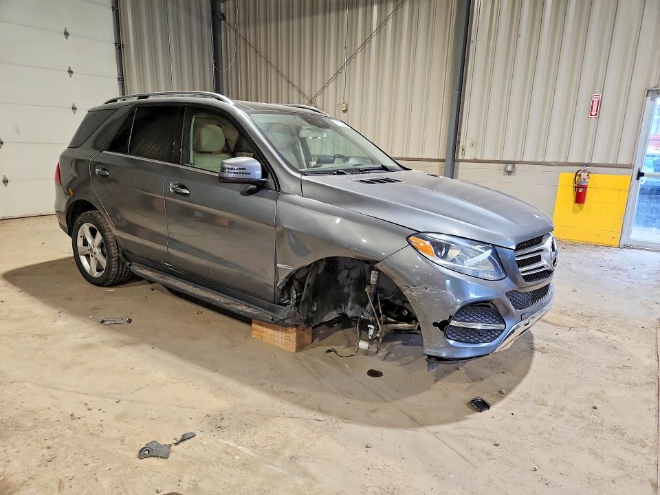 Снимка 4 от търг – 2018 MERCEDES-BENZ GLE с VIN 4JGDA5HB6JB012673