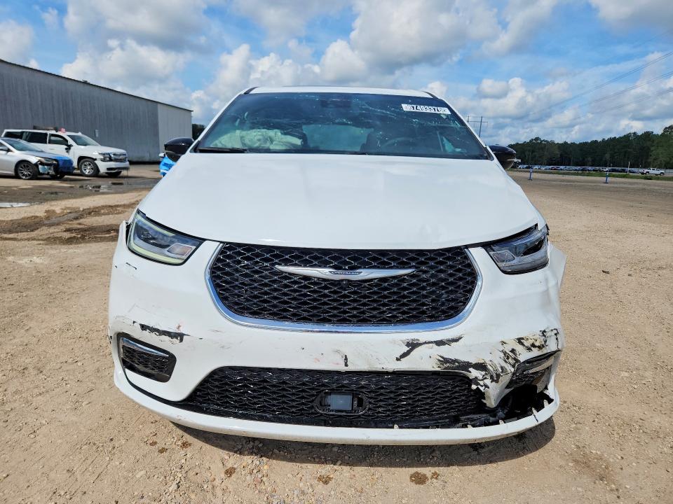 Photo 5 from auction – 2026 CHRYSLER PACIFICA with VIN 2C4RC1GGXTR176572