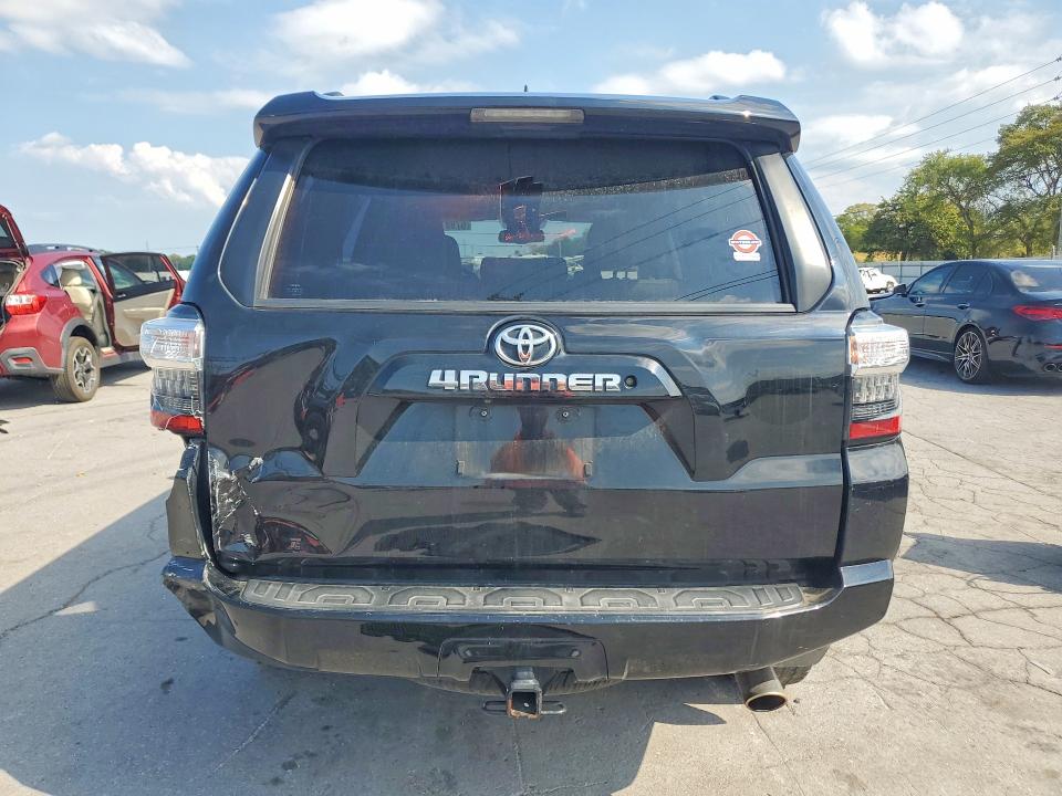 Photo 6 from auction – 2019 TOYOTA 4RUNNER with VIN JTEBU5JR0K5725400
