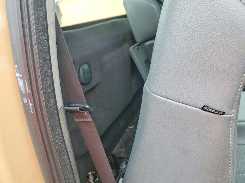 Photo 10 from auction – 2011 FORD F250 with VIN 1FTBF2A66BEB95601