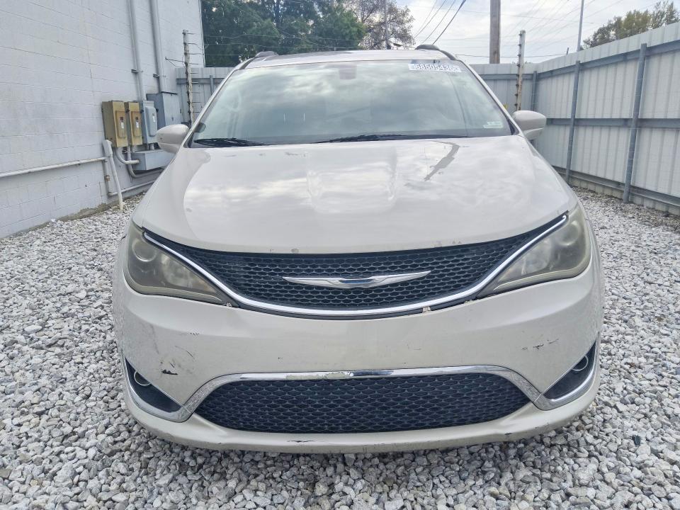 Photo 5 from auction – 2017 CHRYSLER PACIFICA with VIN 2C4RC1BG9HR552726