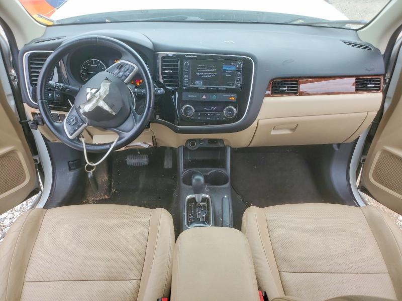 Снимка 8 от търг – 2015 MITSUBISHI OUTLANDER с VIN JA4AD3A34FZ005347