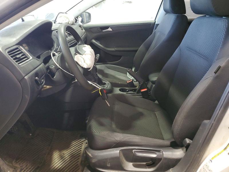 Photo 7 from auction – 2014 VOLKSWAGEN JETTA with VIN 3VW1K7AJ7EM312123