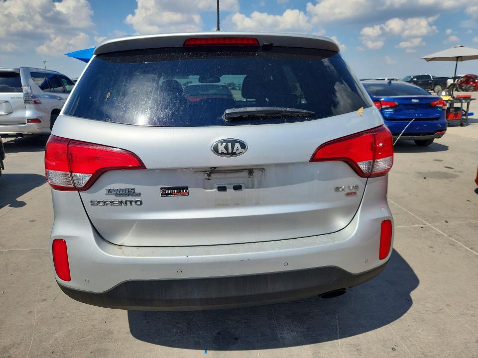 صورة رقم 6 من المزاد - 2014 KIA SORENTO مع VIN 5XYKUDA77EG433171