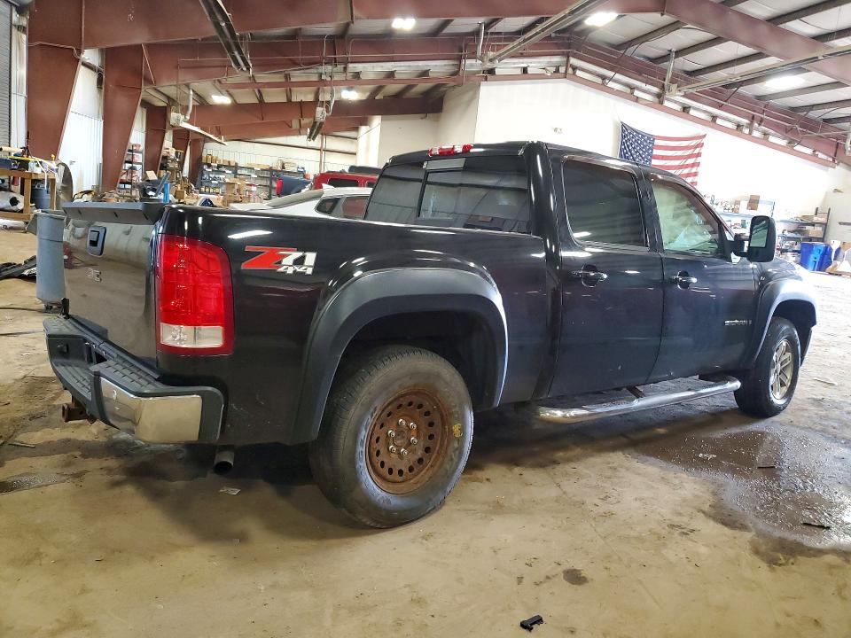 صورة رقم 3 من المزاد - 2007 GMC NEW SIERRA مع VIN 2GTEK13MX71573037