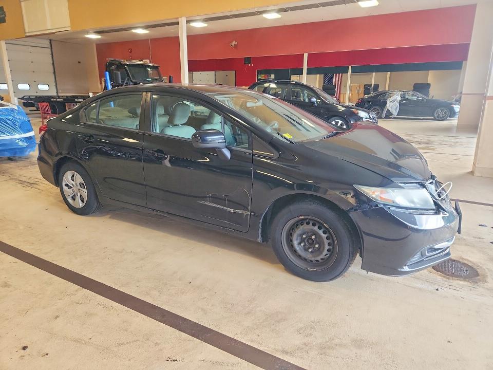 Снимка 4 от търг – 2015 HONDA CIVIC с VIN 19XFB2F5XFE285065