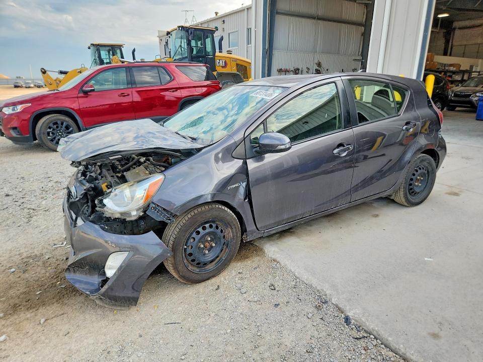 TOYOTA PRIUS C 2015 z numerem VIN JTDKDTB35F1577342 - Zdjęcie z aukcji