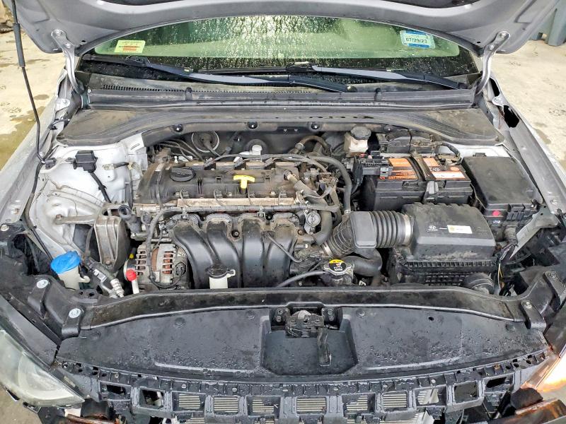 Снимка 11 от търг – 2017 HYUNDAI ELANTRA с VIN KMHD84LF6HU064321